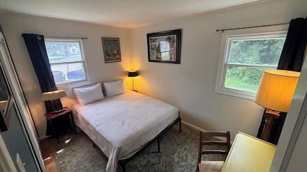Photo of Bedroom in Wheeler