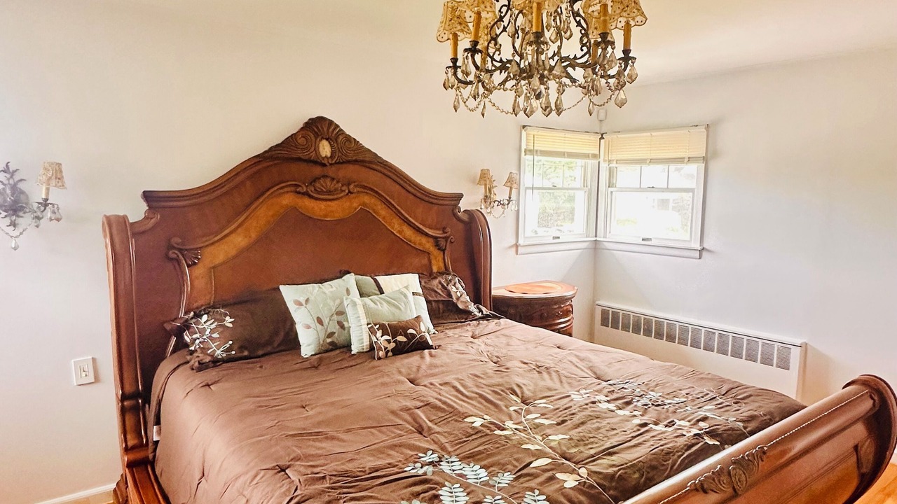 Photo of Bedroom in Syosset