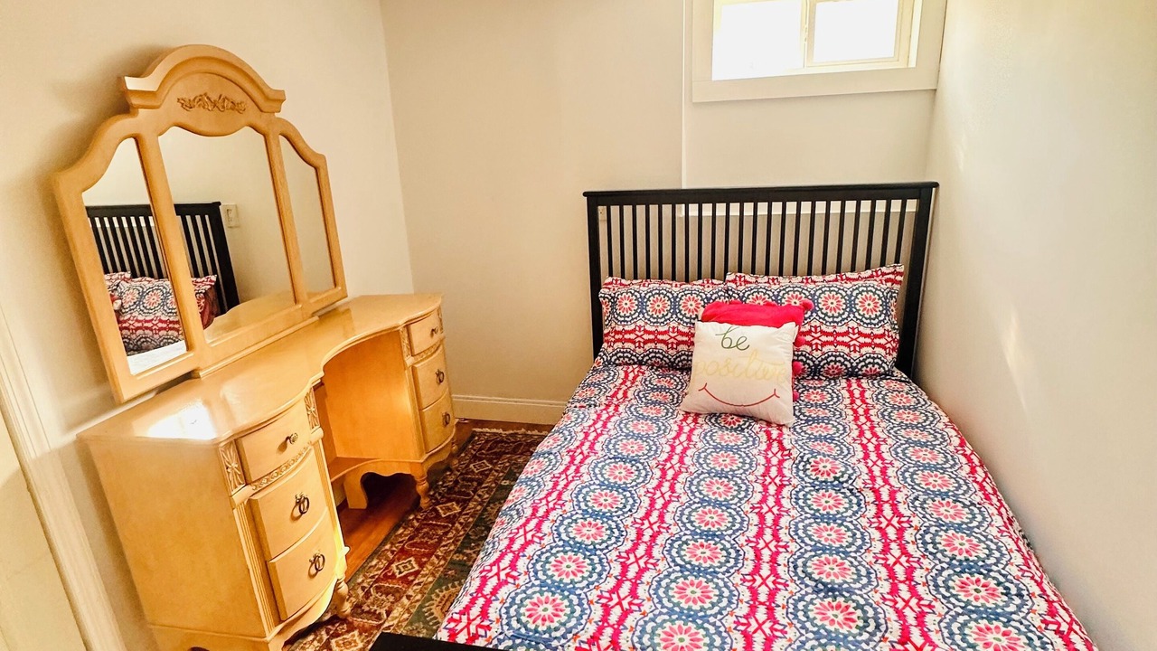 Photo of Bedroom in Syosset