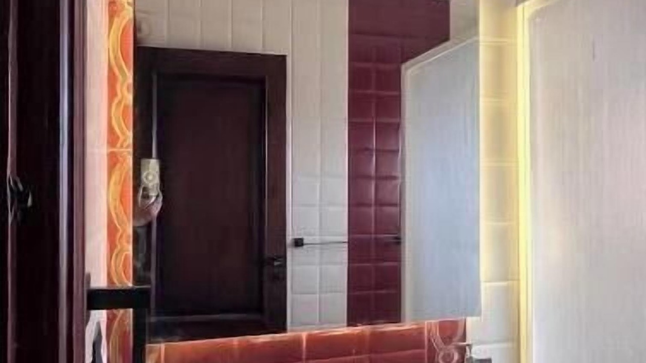 Photo of Bathroom in Pyramids Gardens