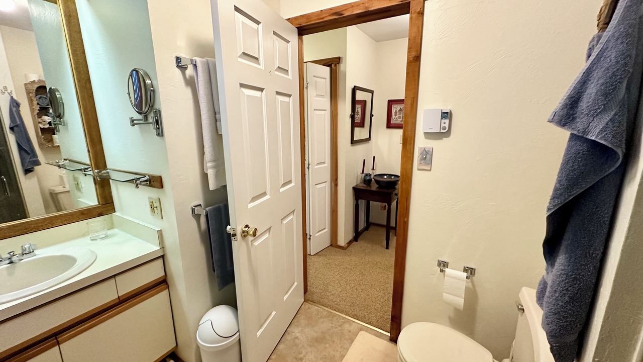 Photo of Bathroom in Maplecrest