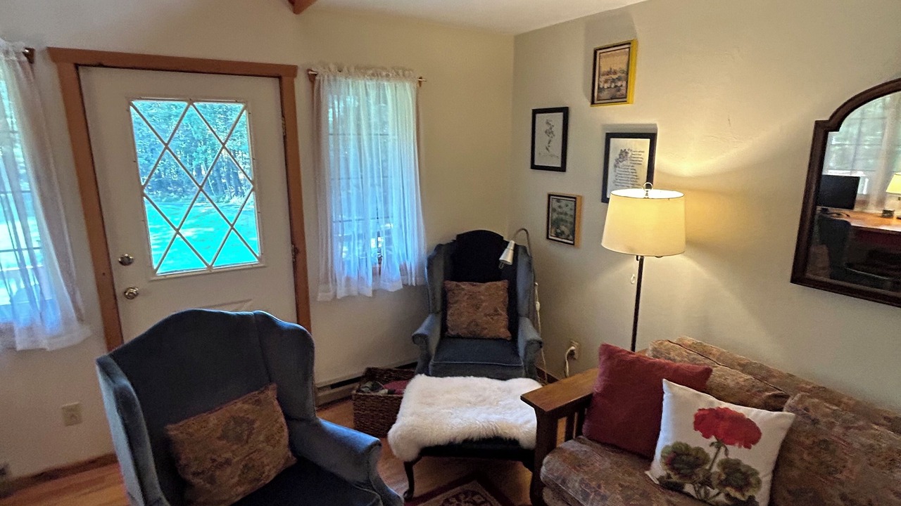 Photo of Livingroom in Maplecrest
