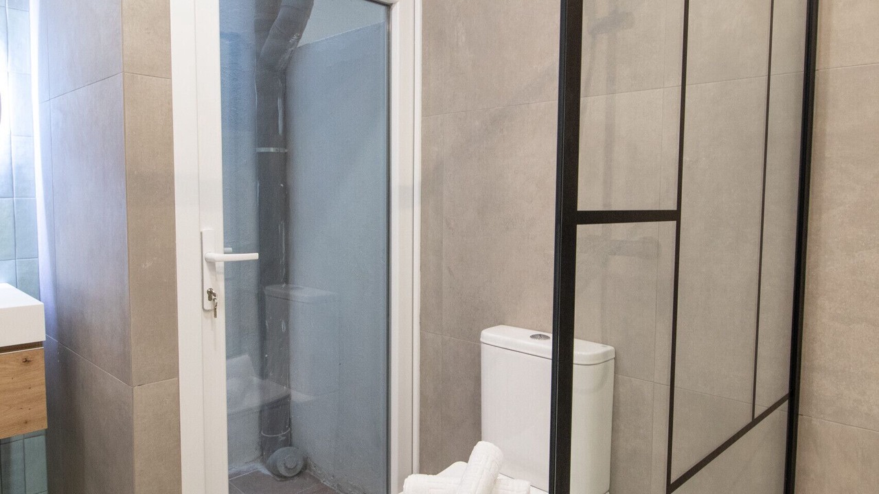 Photo of Bathroom in Patraix