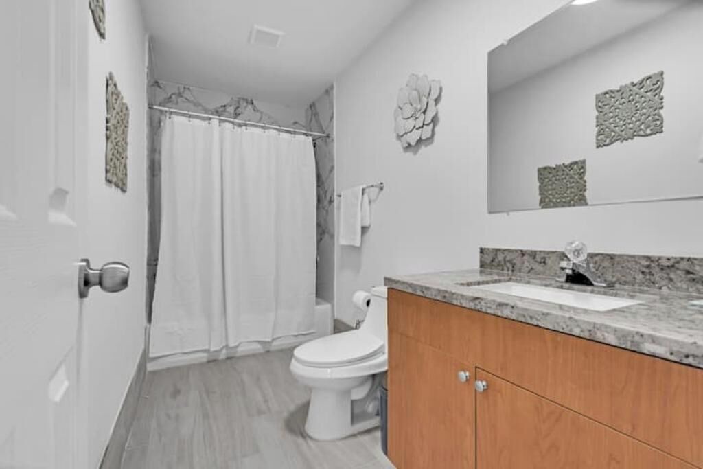 Photo of Bathroom in Palmetto Estates