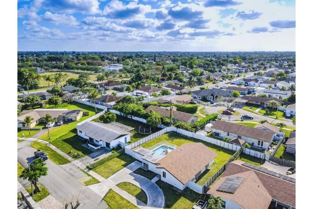 Photo of Outdoor in Palmetto Estates