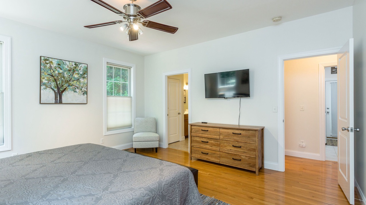 Photo of Bedroom in McGaheysville