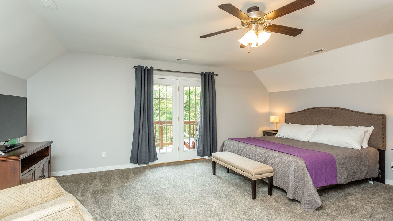 Photo of Bedroom in McGaheysville