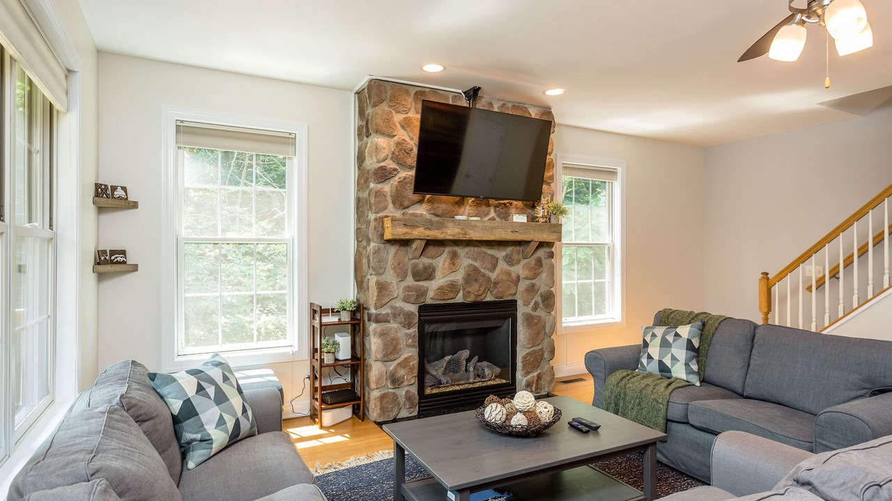 Photo of Livingroom in McGaheysville