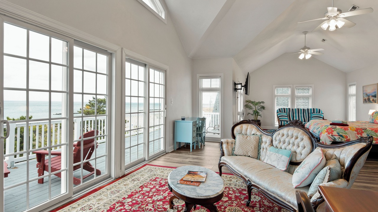 Photo of Livingroom in East Ocean View