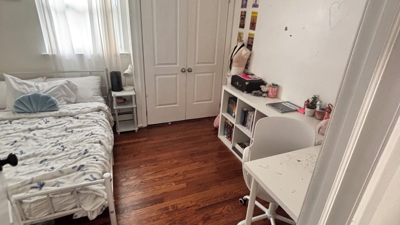 Photo of Bedroom in Farmingdale