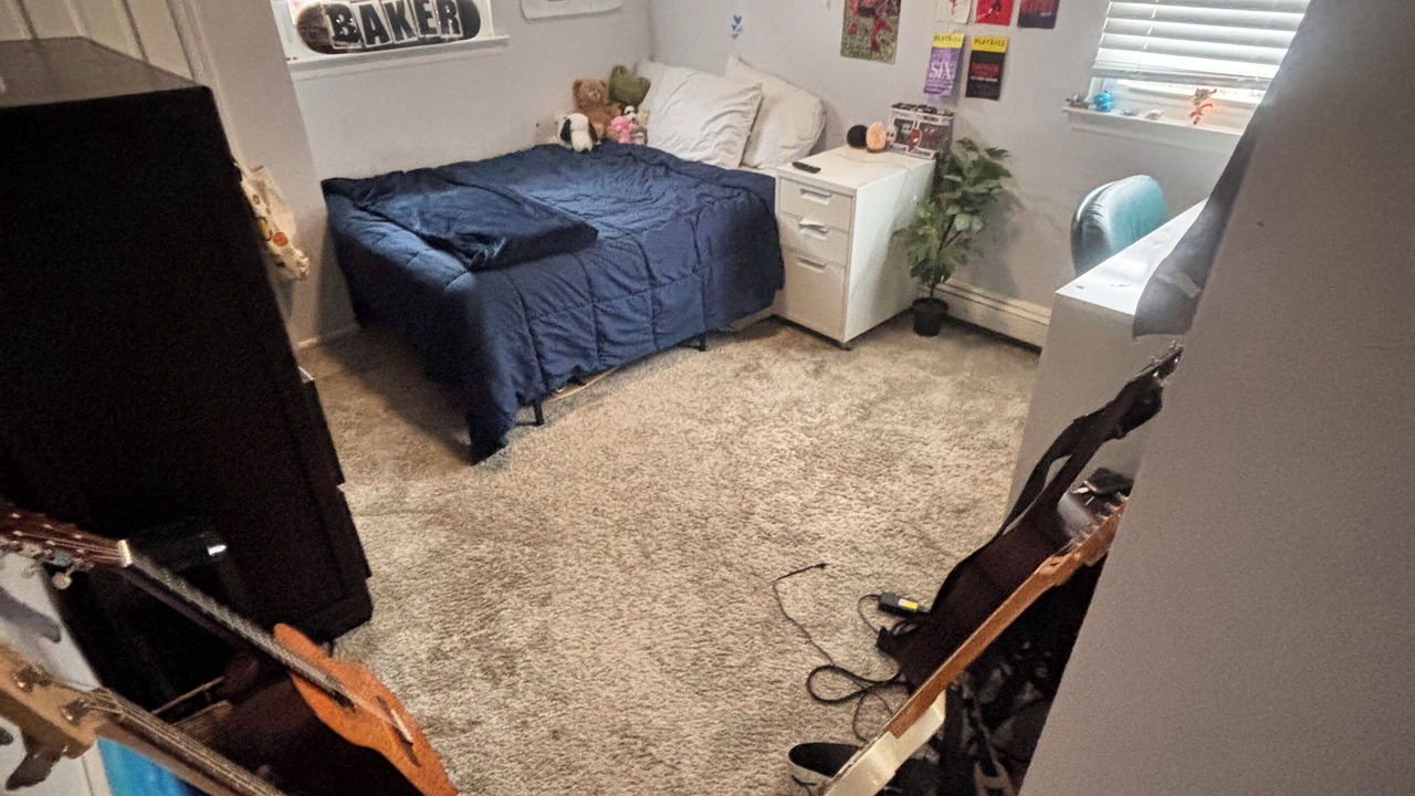 Photo of Bedroom in Farmingdale