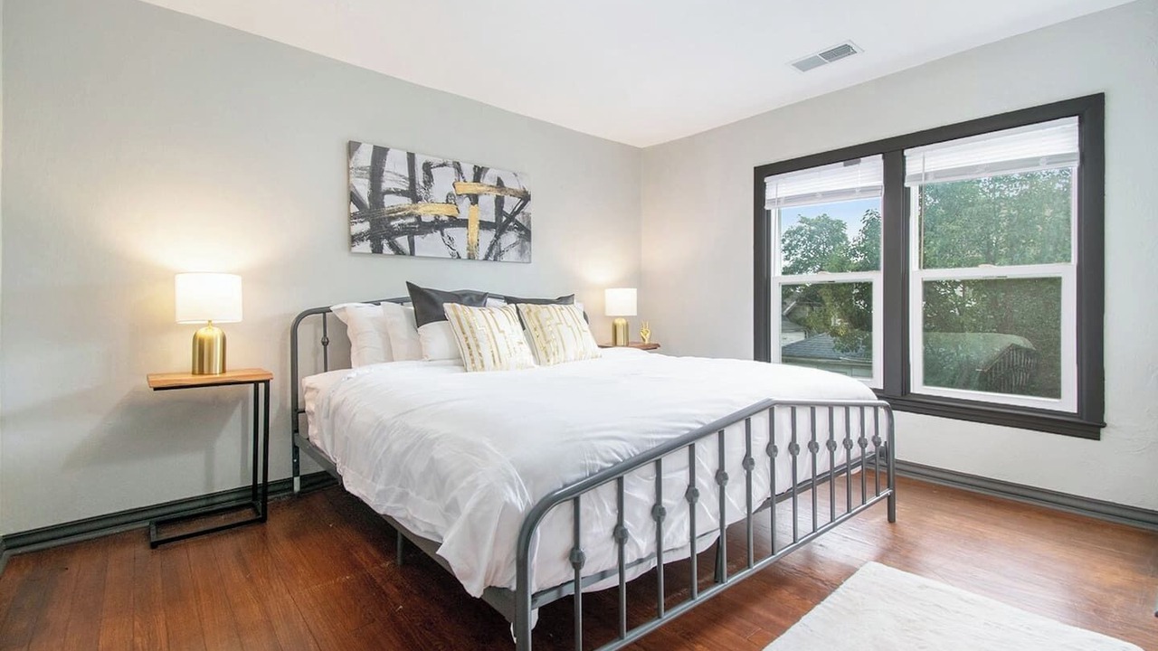 Photo of Bedroom in Michigan City