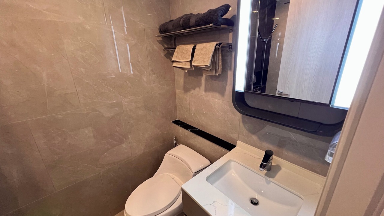 Photo of Bathroom in Rama 9
