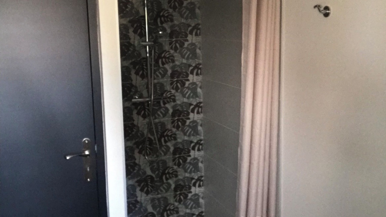 Photo of Bathroom in Cruguel