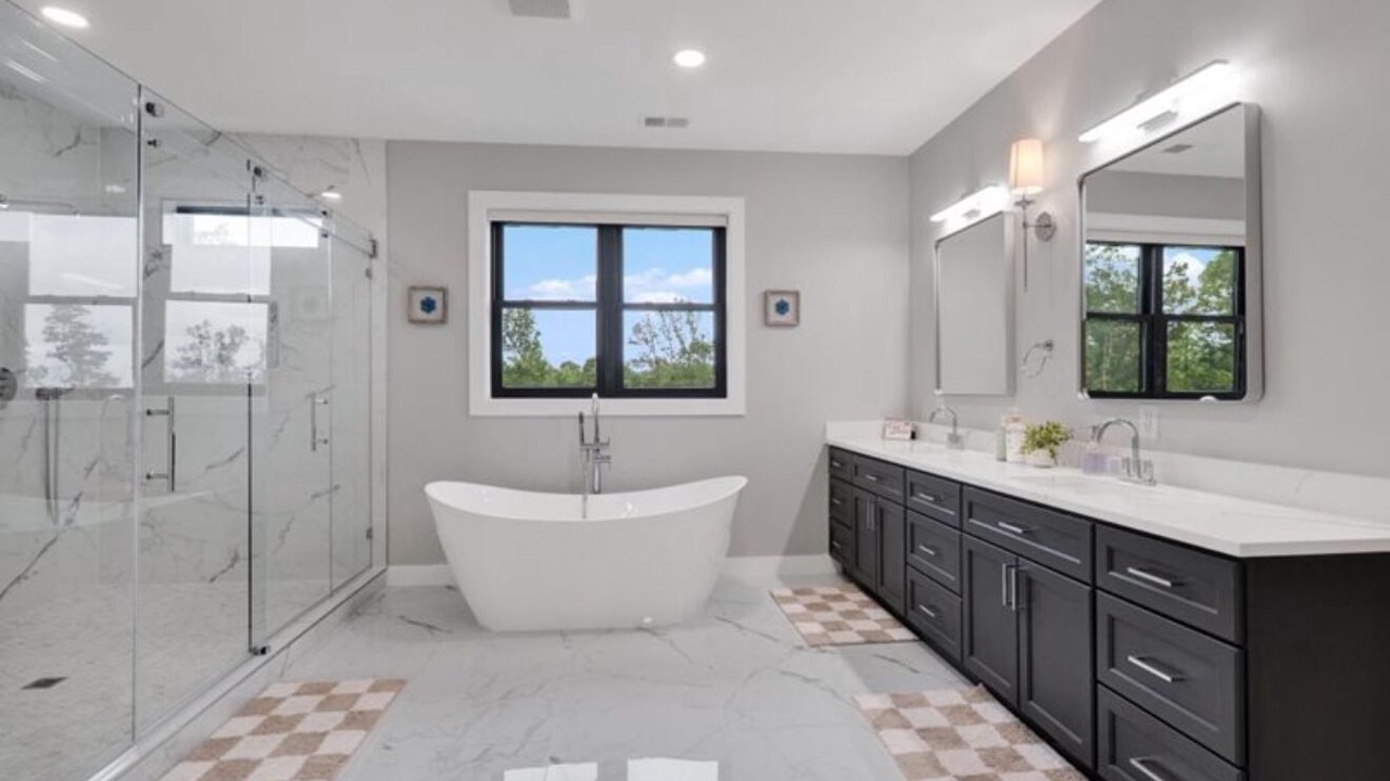 Photo of Bathroom in Front Royal