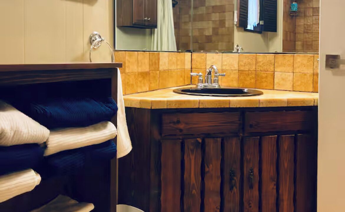 Photo of Bathroom in Syracuse