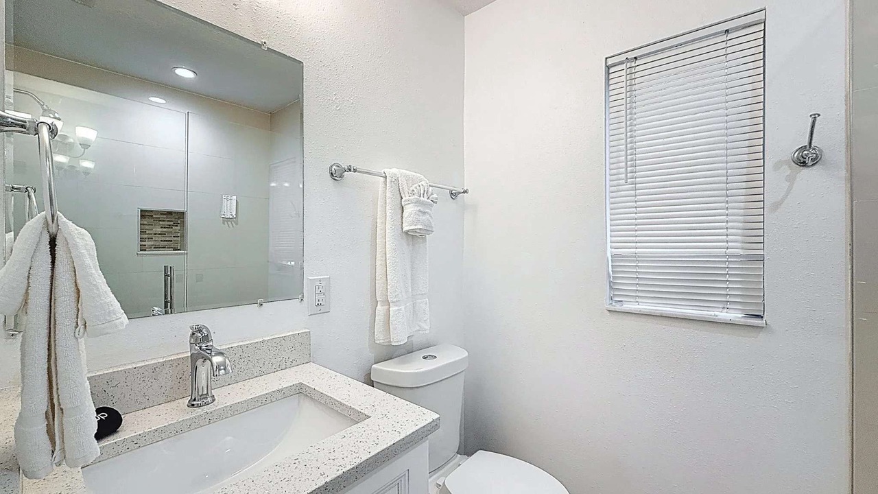 Photo of Bathroom in Orient Park
