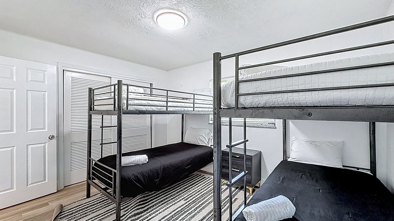 Photo of Bedroom in Orient Park