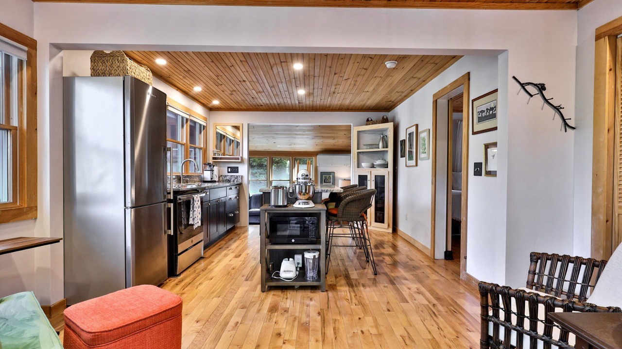 Photo of Livingroom in Forest Dale