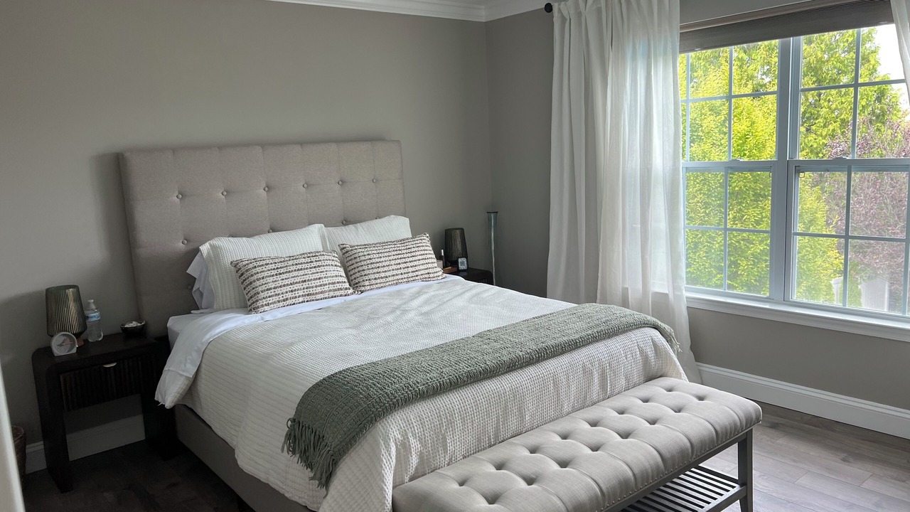 Photo of Bedroom in Mount Sinai