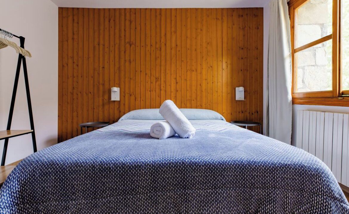 Photo of Bedroom in Oros Bajo
