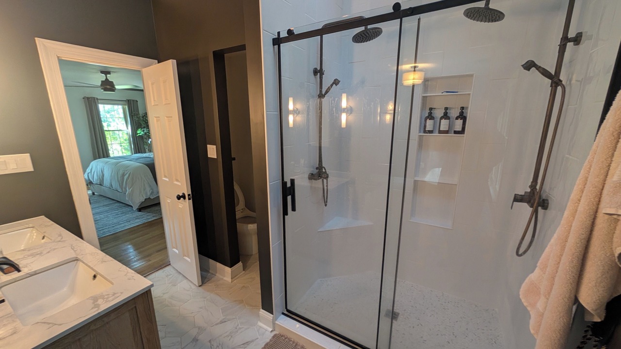 Photo of Bathroom in Central Newport News