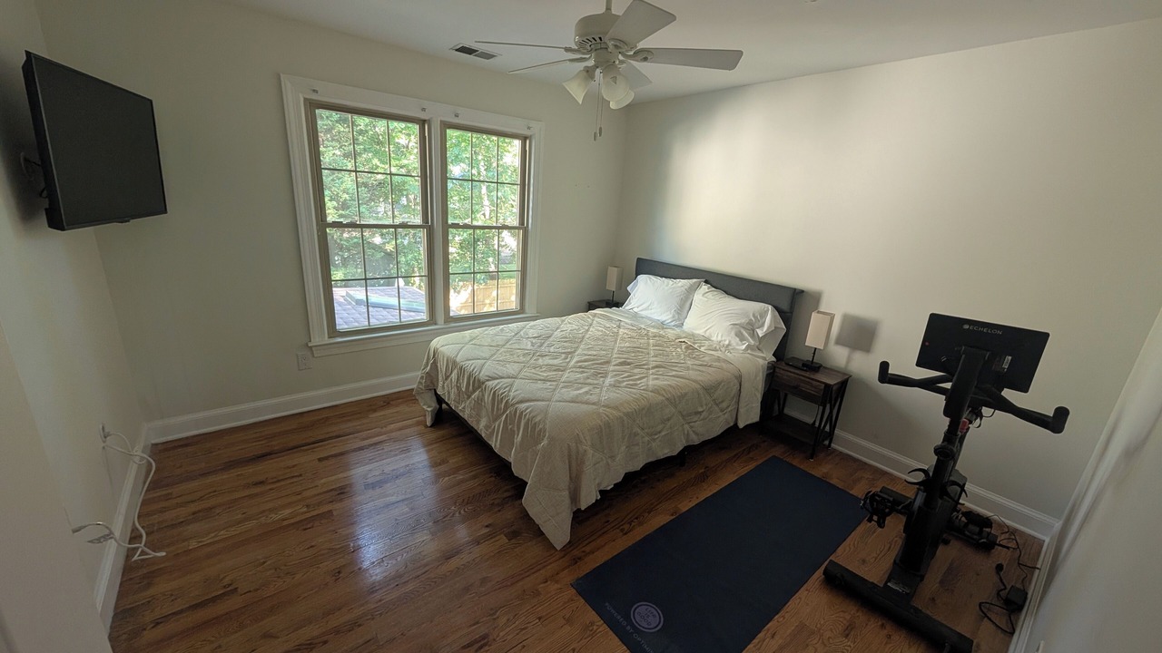 Photo of Bedroom in Central Newport News