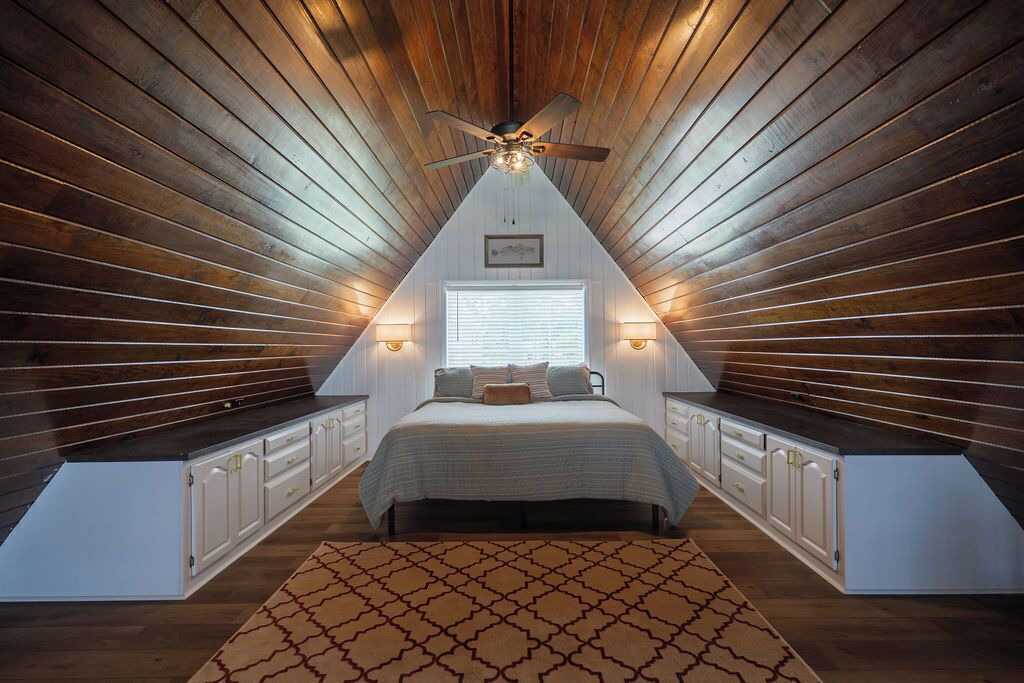 Photo of Bedroom in Lake Park