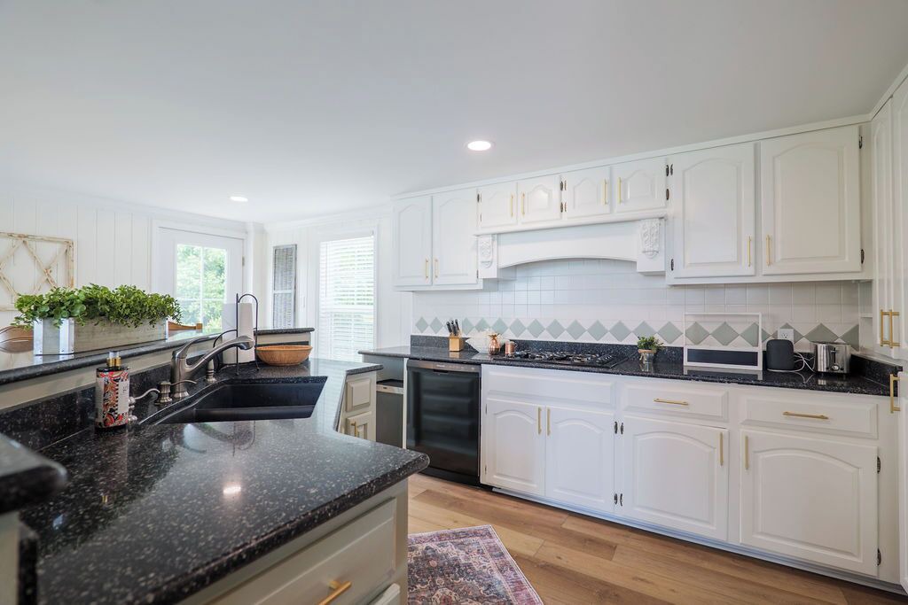 Photo of Kitchen in Lake Park