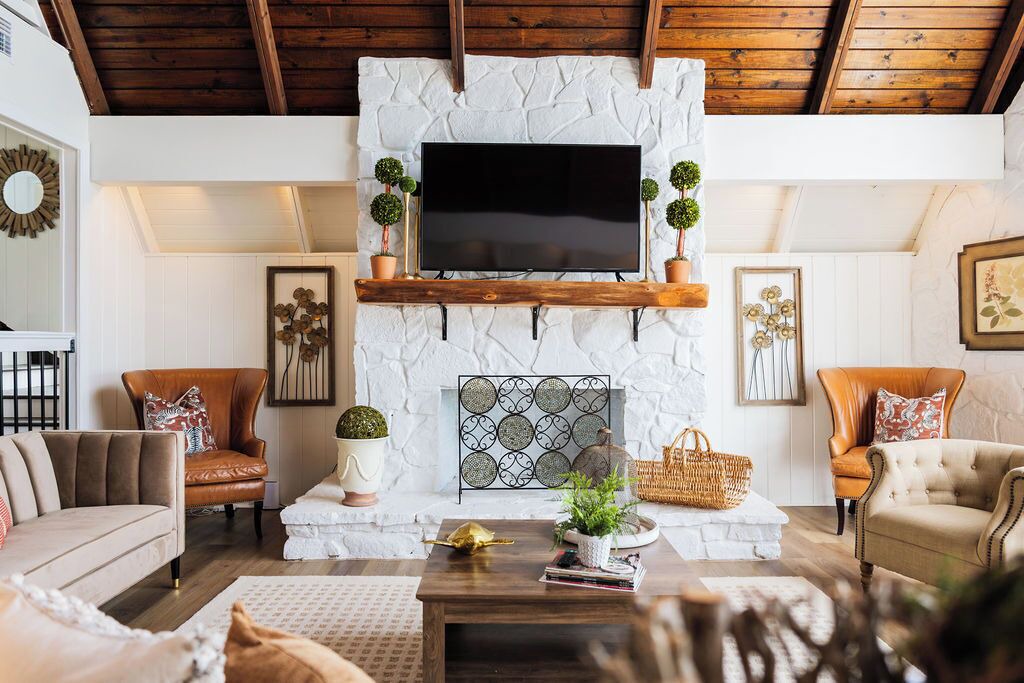 Photo of Livingroom in Lake Park