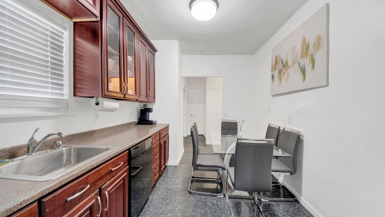 Photo of Kitchen in Southeast Yonkers