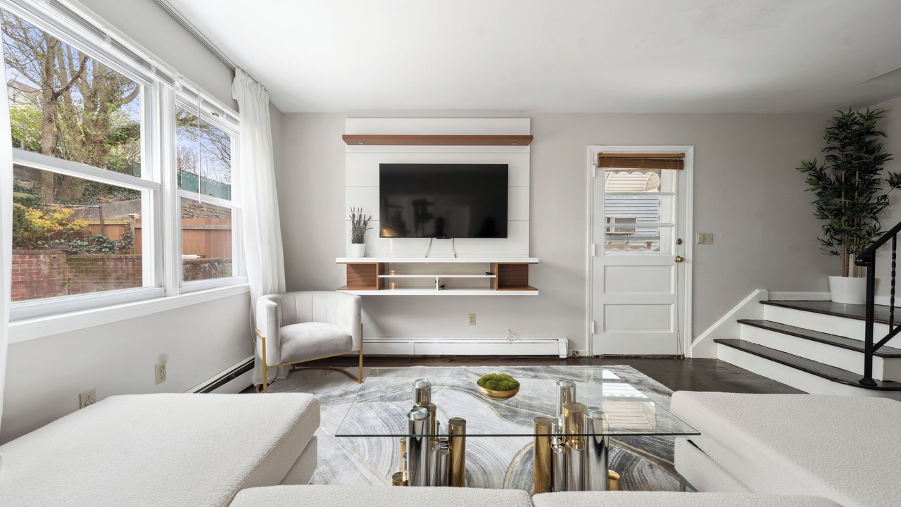 Photo of Livingroom in White Plains