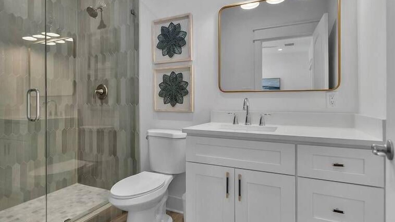 Photo of Bathroom in Treetop