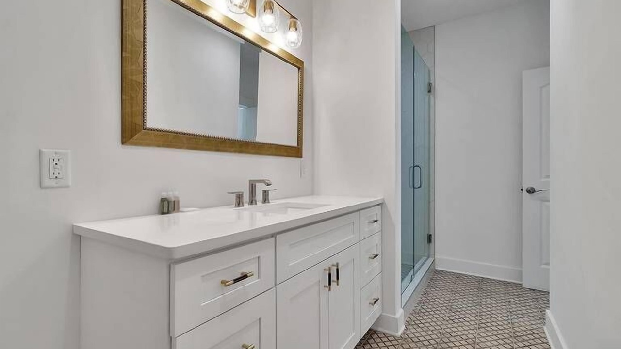 Photo of Bathroom in Treetop