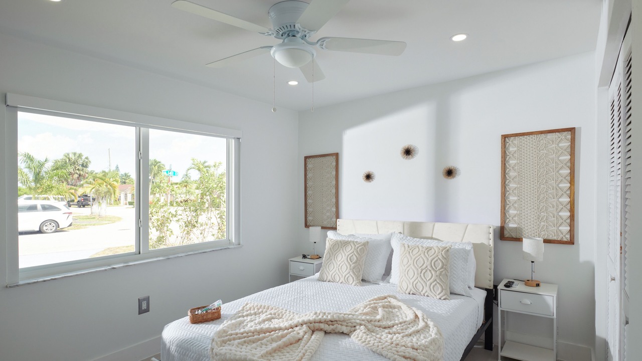 Photo of Bedroom in Tamiami