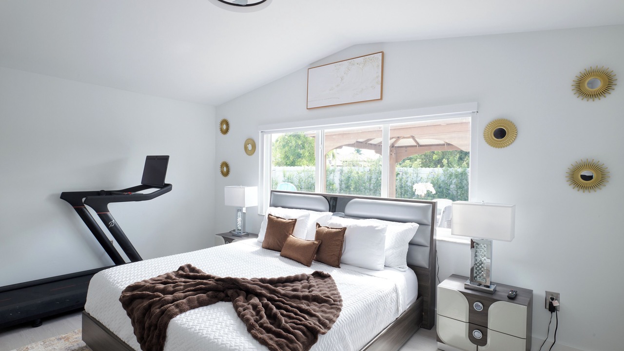 Photo of Bedroom in Tamiami