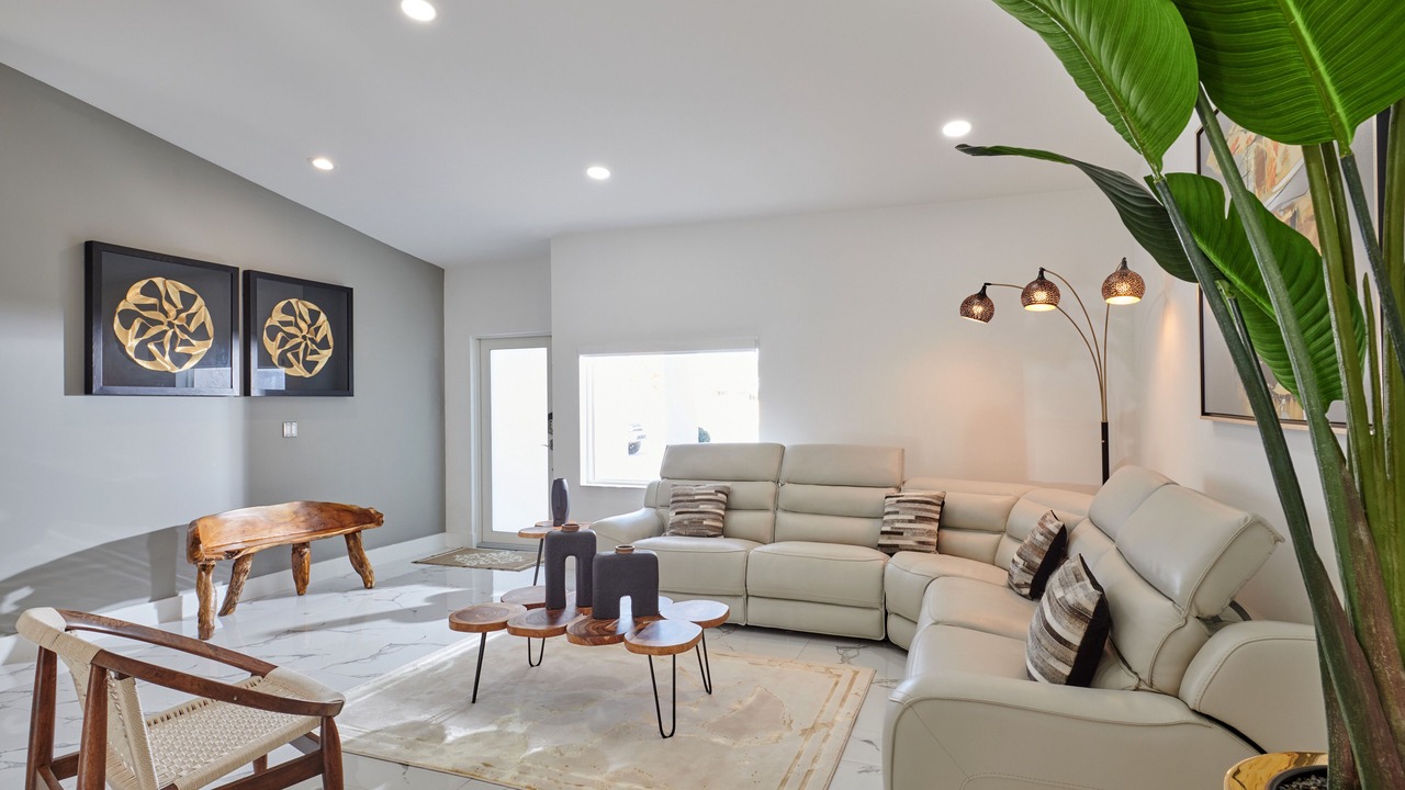 Photo of Livingroom in Tamiami