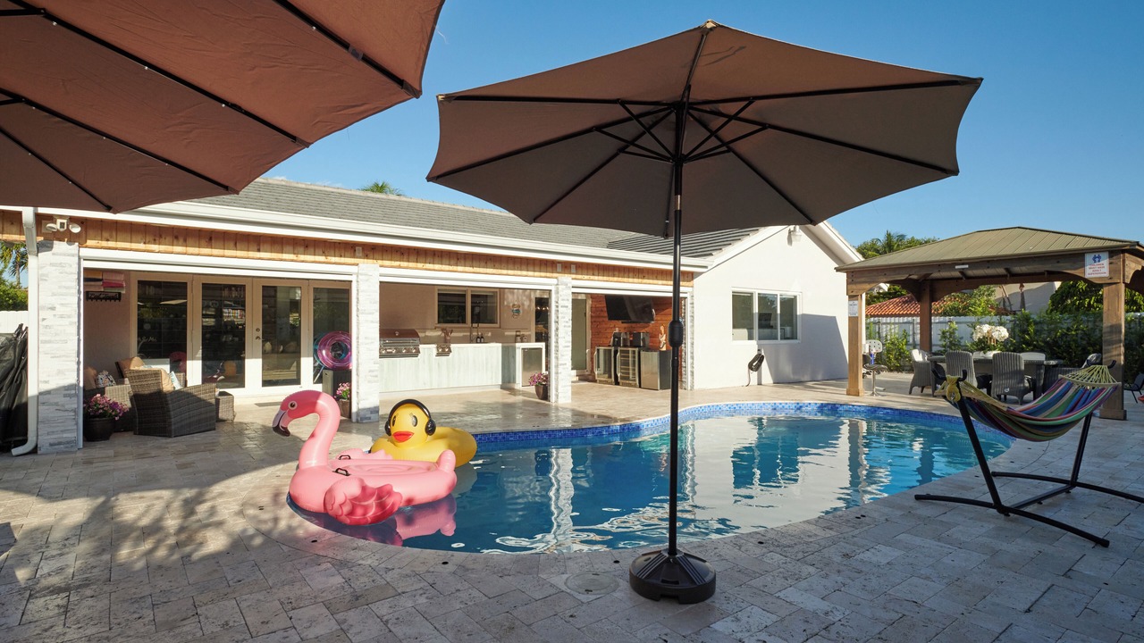 Photo of Outdoor in Tamiami