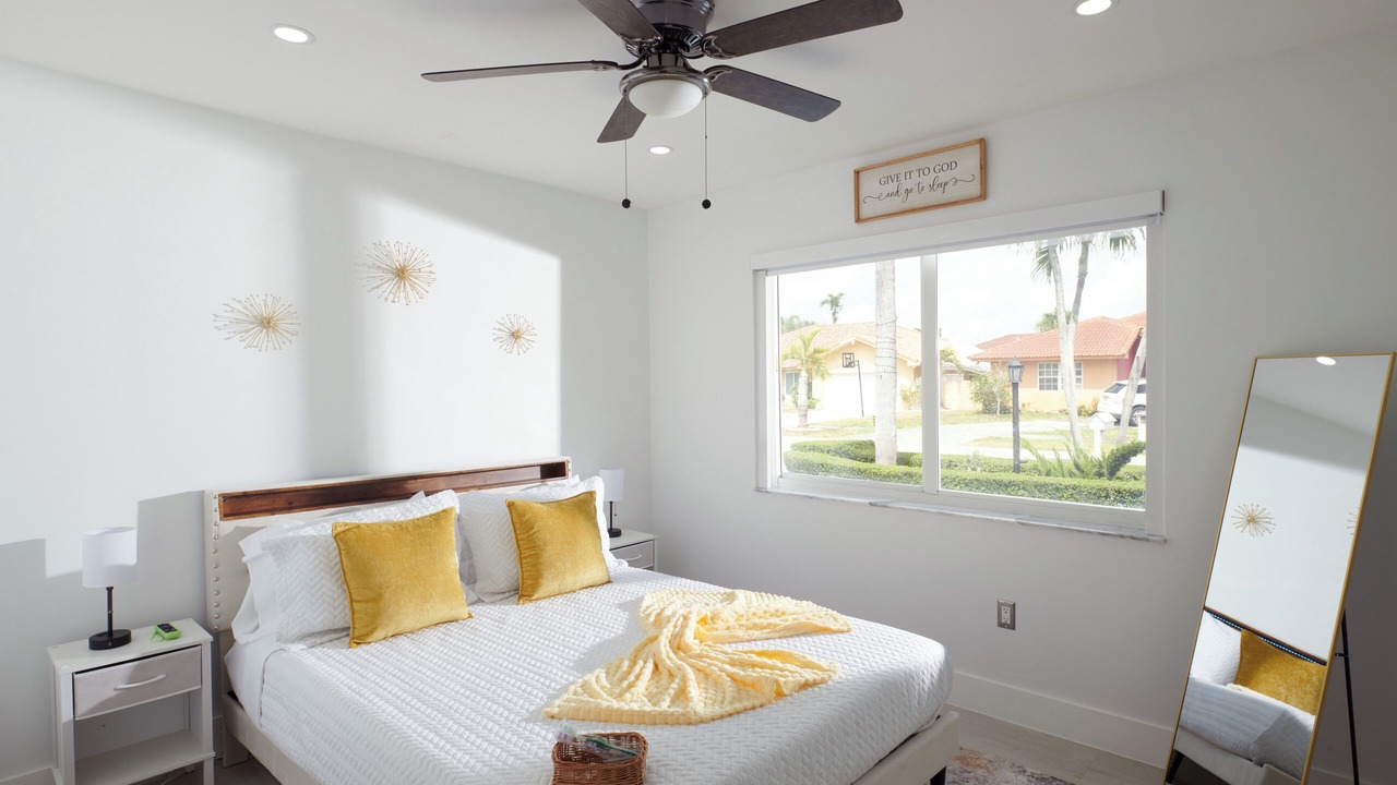 Photo of Bedroom in Tamiami