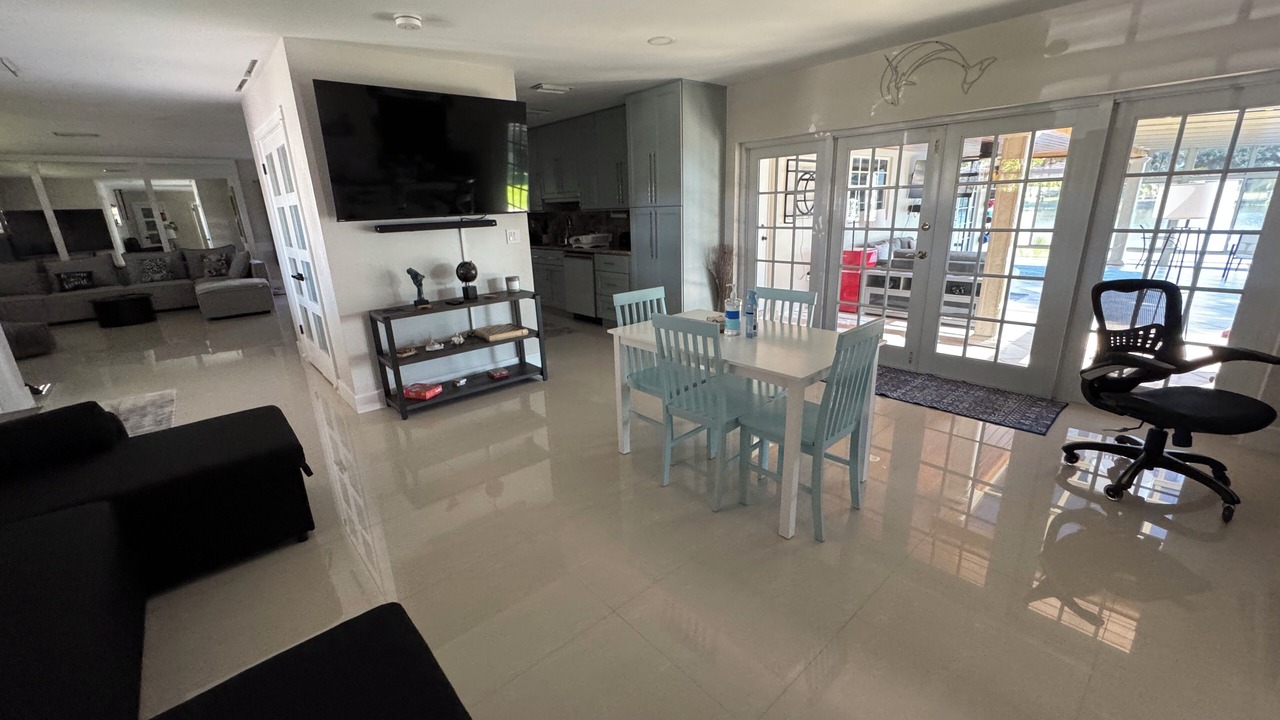 Photo of Livingroom in Miami Lakes