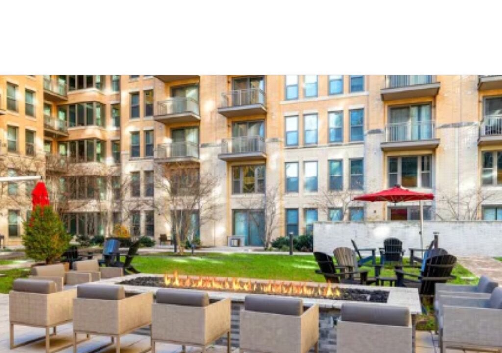 Photo of Outdoor in Aurora Highlands