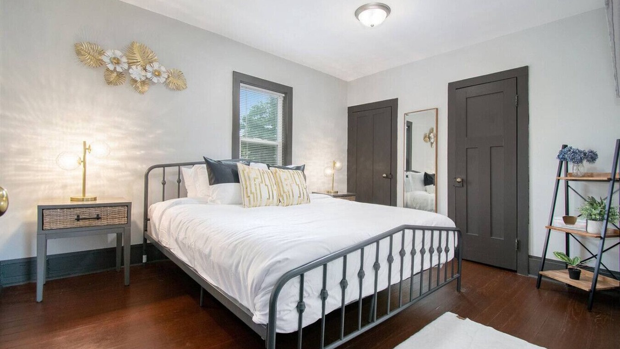 Photo of Bedroom in Michigan City