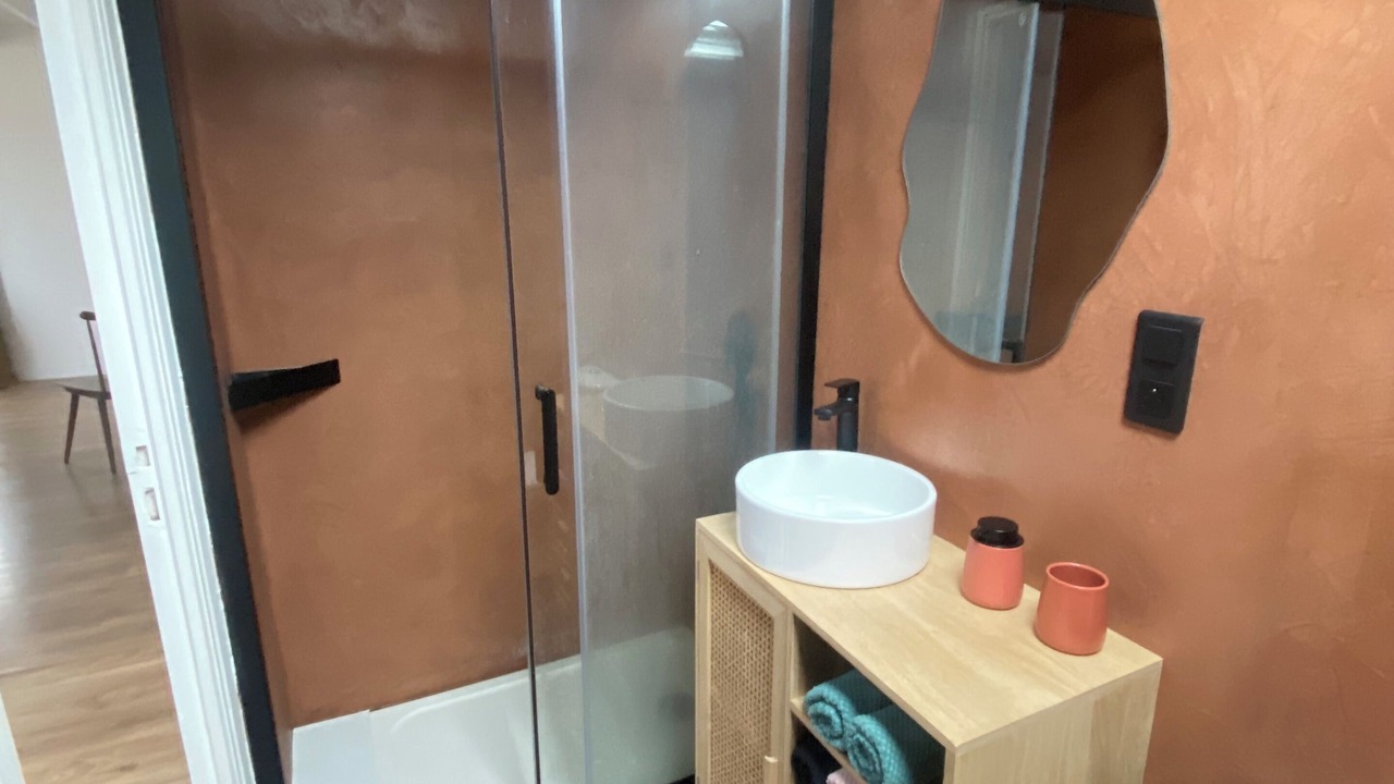 Photo of Bathroom in Loguivy
