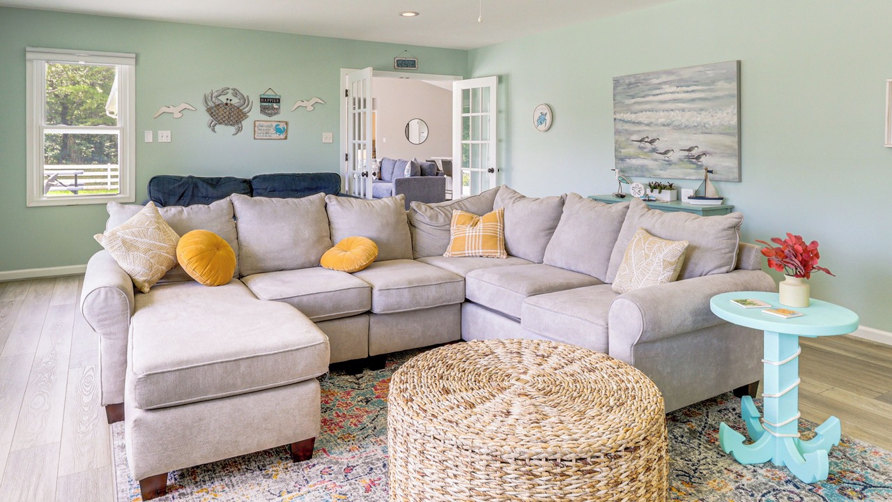Photo of Livingroom in Deltaville