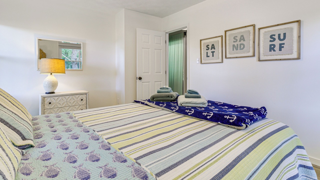 Photo of Bedroom in Deltaville