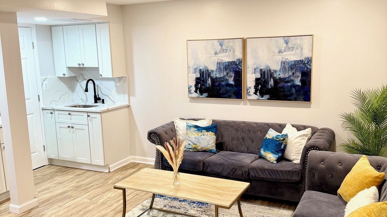 Photo of Livingroom in Lorton