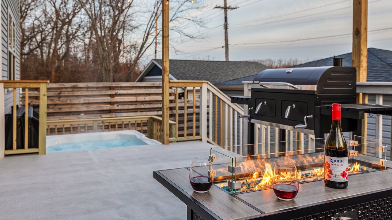 Photo of Patio Balcony in Michigan City