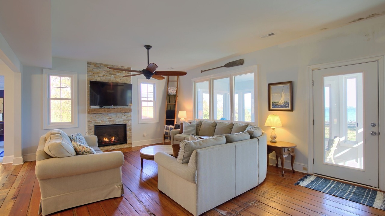 Photo of Livingroom in Piankatank