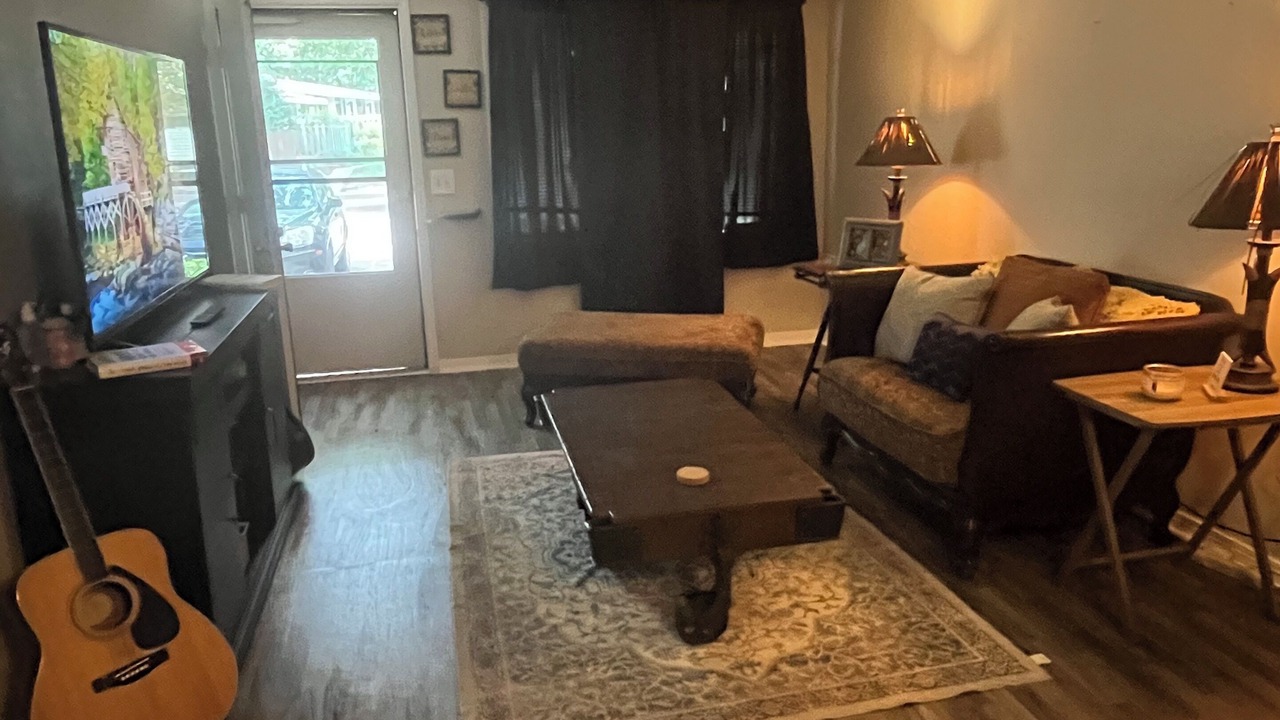 Photo of Livingroom in Laurel