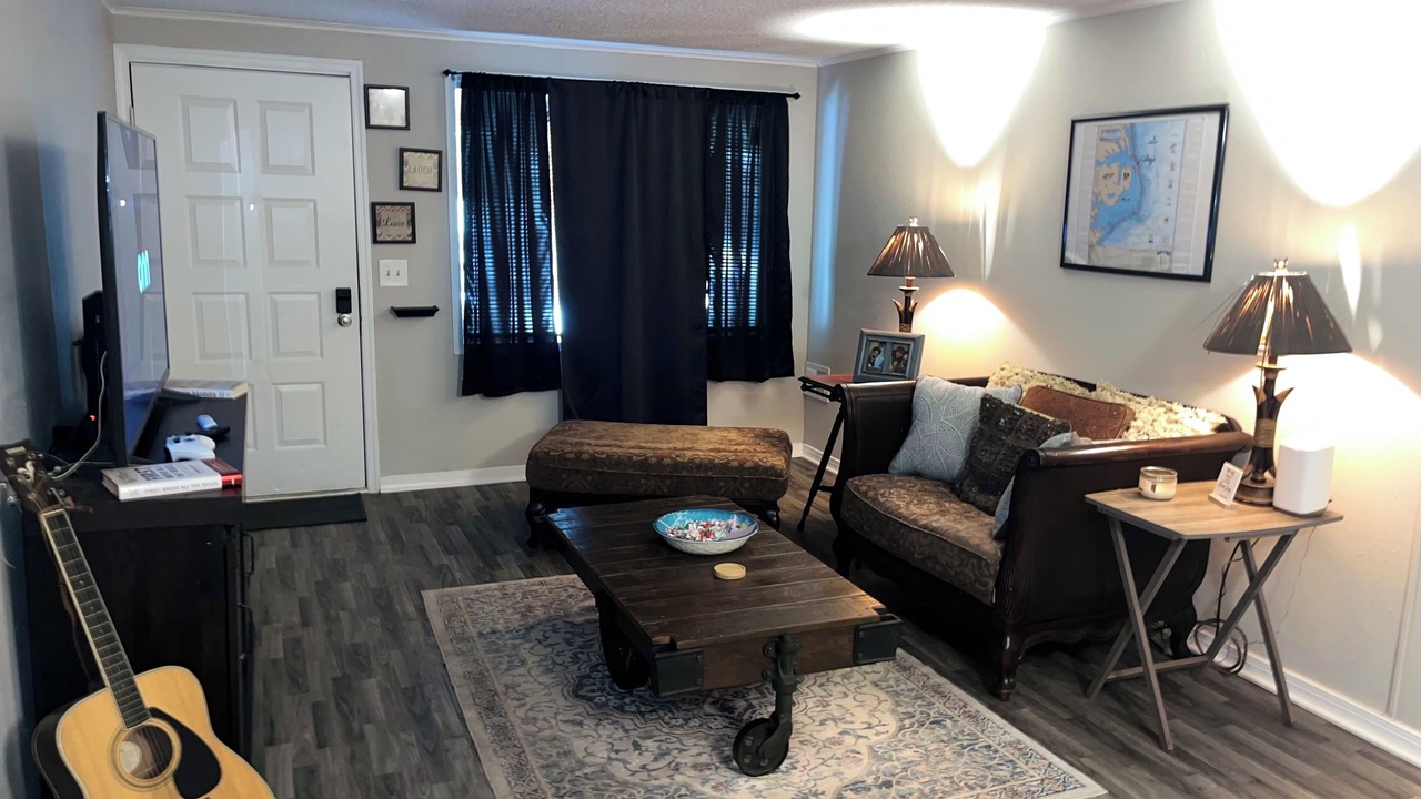 Photo of Livingroom in Laurel